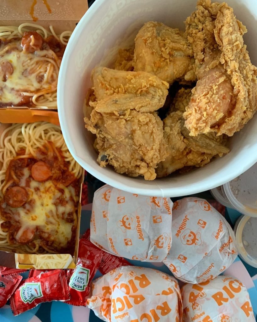 Pinoy Food - Jollibee Spaghetti  and Chicken Joy